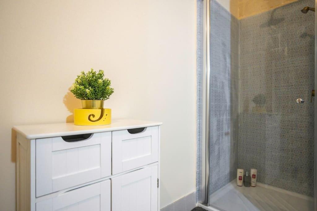 Chic, Stylish & Spacious Flat In Central Valletta Exterior foto