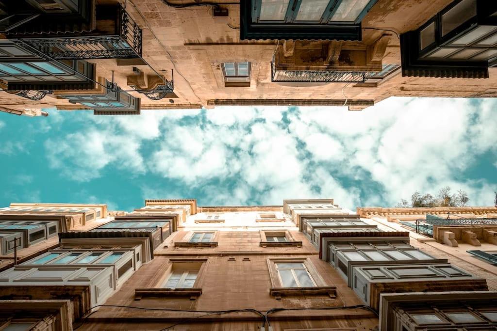 Chic, Stylish & Spacious Flat In Central Valletta Exterior foto
